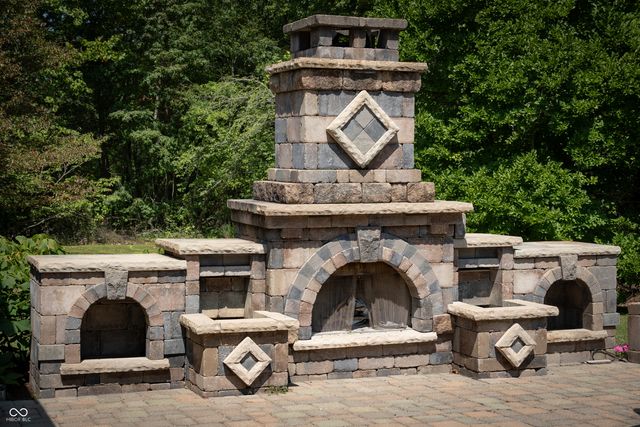 12980 W Mount Healthy Road, Columbus, IN 47201