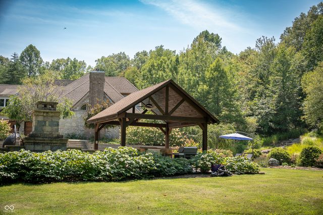 12980 W Mount Healthy Road, Columbus, IN 47201