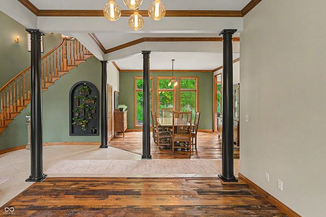 12980 W Mount Healthy Road, Columbus, IN 47201