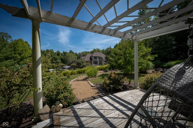 12980 W Mount Healthy Road, Columbus, IN 47201