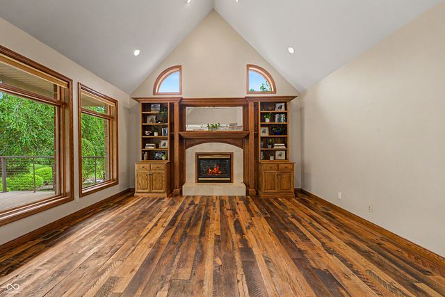 12980 W Mount Healthy Road, Columbus, IN 47201