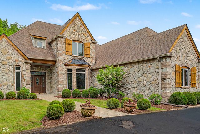 12980 W Mount Healthy Road, Columbus, IN 47201