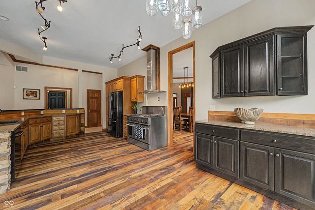 12980 W Mount Healthy Road, Columbus, IN 47201