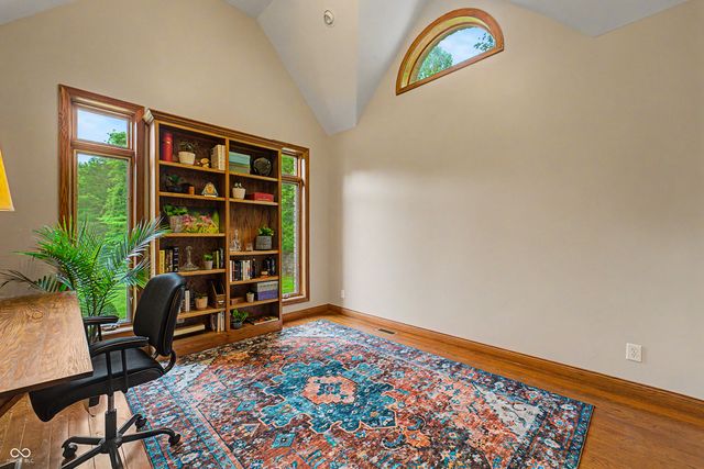12980 W Mount Healthy Road, Columbus, IN 47201