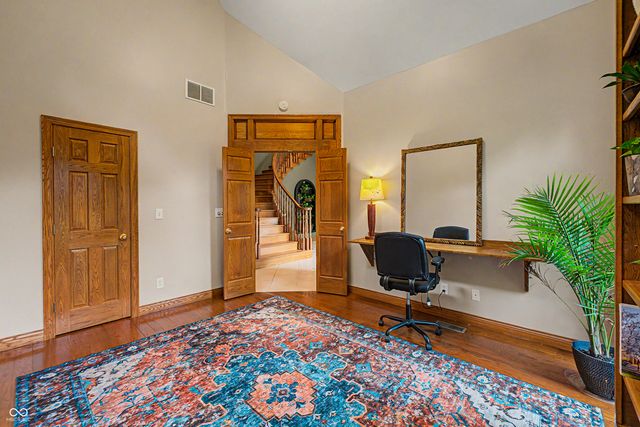 12980 W Mount Healthy Road, Columbus, IN 47201
