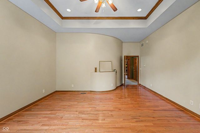 12980 W Mount Healthy Road, Columbus, IN 47201