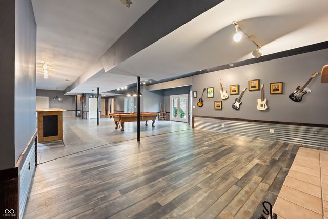 12980 W Mount Healthy Road, Columbus, IN 47201