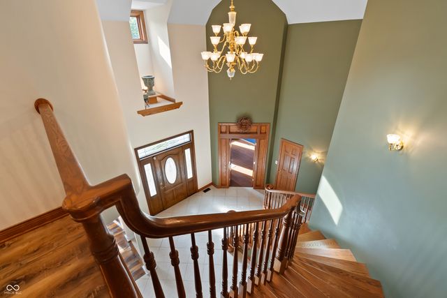 12980 W Mount Healthy Road, Columbus, IN 47201