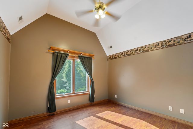 12980 W Mount Healthy Road, Columbus, IN 47201