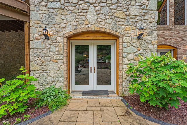 12980 W Mount Healthy Road, Columbus, IN 47201