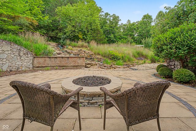 12980 W Mount Healthy Road, Columbus, IN 47201