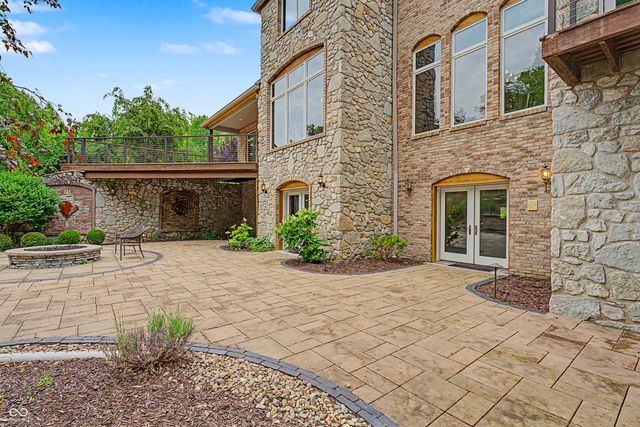 12980 W Mount Healthy Road, Columbus, IN 47201