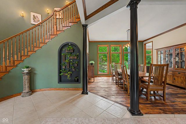 12980 W Mount Healthy Road, Columbus, IN 47201