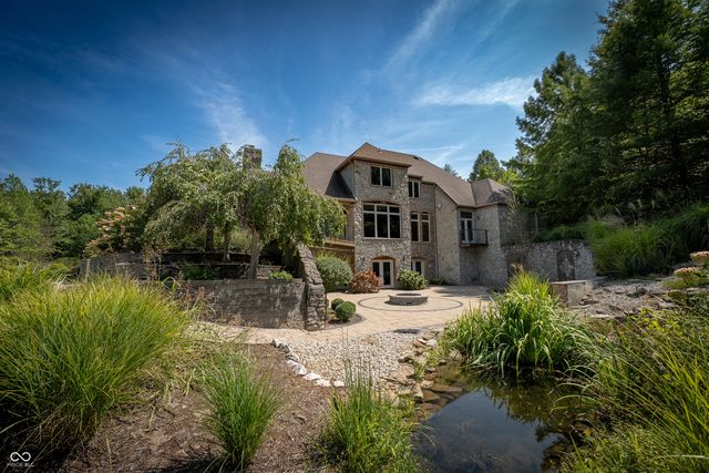 12980 W Mount Healthy Road, Columbus, IN 47201