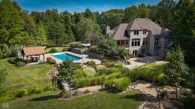 12980 W Mount Healthy Road, Columbus, IN 47201