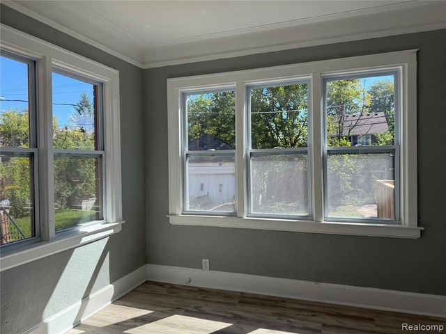 3031 Glendale Street, Detroit, MI 48238