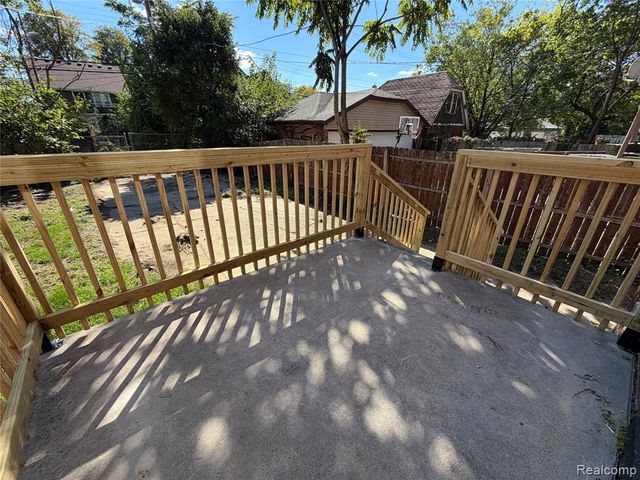 3031 Glendale Street, Detroit, MI 48238