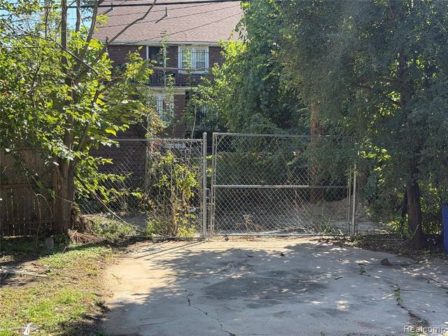 3031 Glendale Street, Detroit, MI 48238