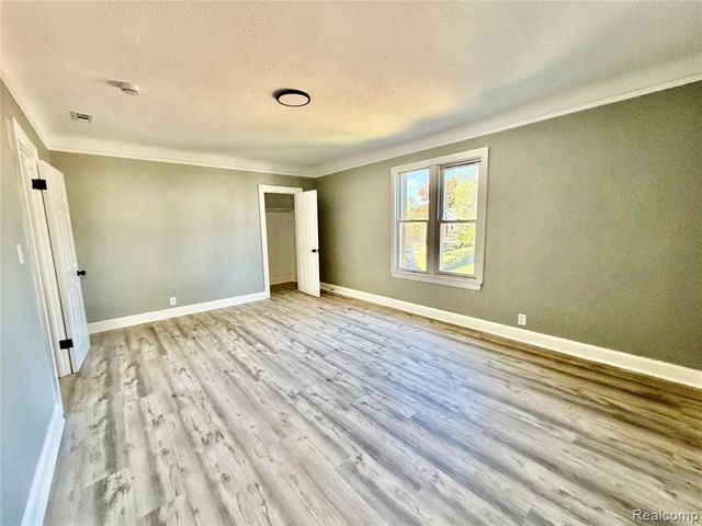 3031 Glendale Street, Detroit, MI 48238