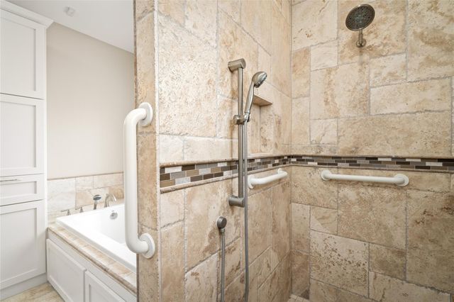 145 State Loop 92, La Grange, TX 78945