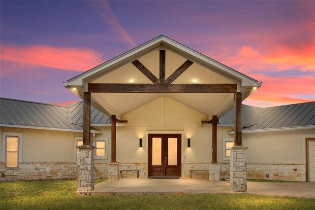 145 State Loop 92, La Grange, TX 78945