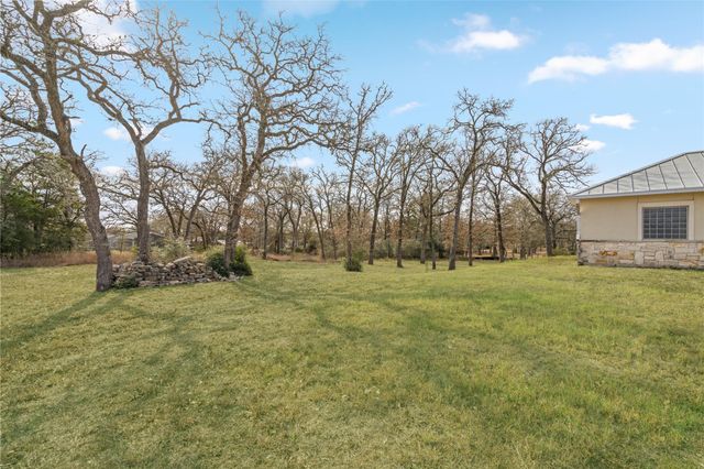 145 State Loop 92, La Grange, TX 78945