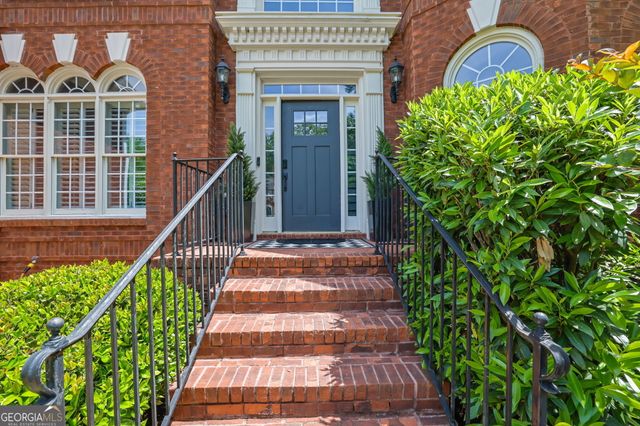 725 Rose Creek Circle, Johns Creek, GA 30097