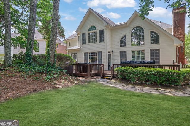 725 Rose Creek Circle, Johns Creek, GA 30097