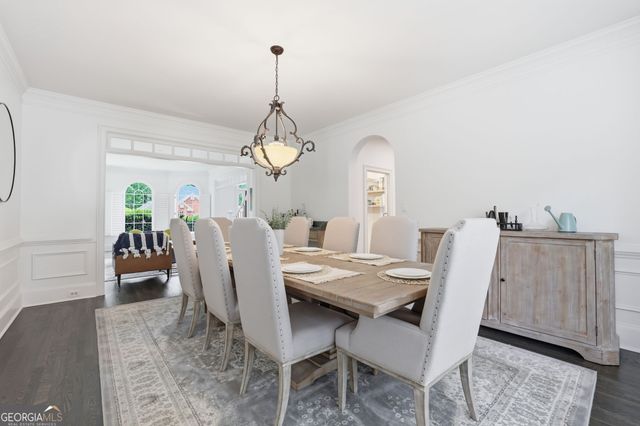 725 Rose Creek Circle, Johns Creek, GA 30097