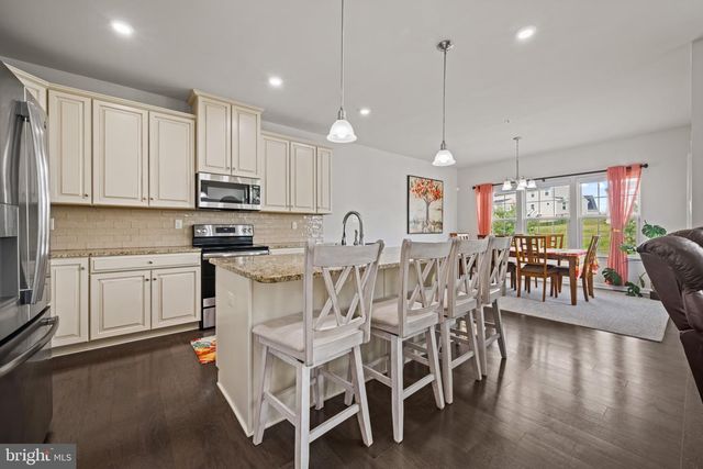 272 MEADOW CREEK DR, Westminster, MD 21158