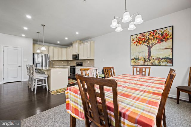 272 MEADOW CREEK DR, Westminster, MD 21158