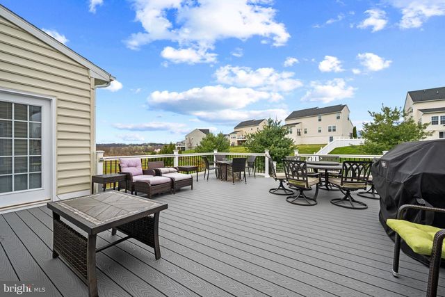 272 MEADOW CREEK DR, Westminster, MD 21158