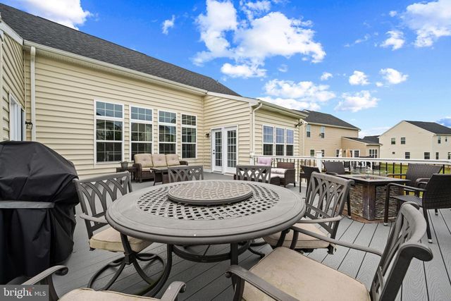 272 MEADOW CREEK DR, Westminster, MD 21158