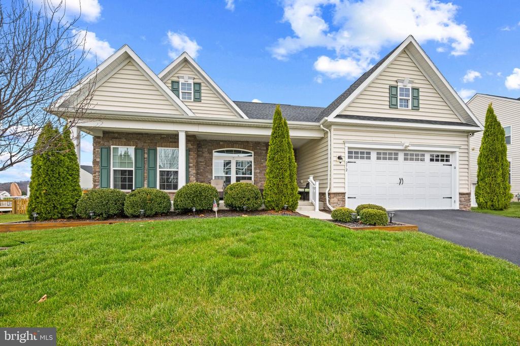 272 MEADOW CREEK DR, Westminster, MD 21158