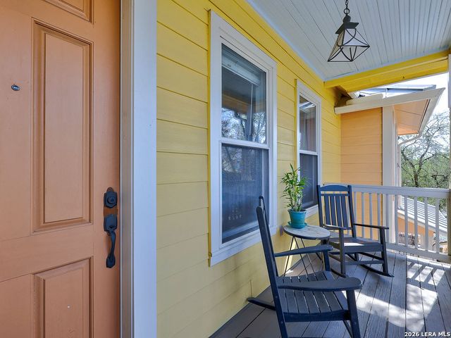 400 E Guenther St Unit 2202, San Antonio, TX 78210