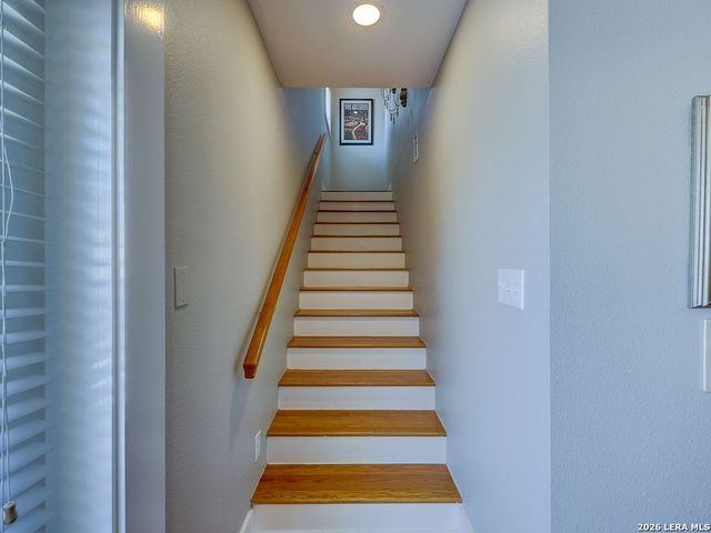 400 E Guenther St Unit 2202, San Antonio, TX 78210