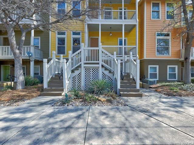 400 E Guenther St Unit 2202, San Antonio, TX 78210