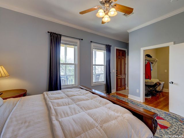 400 E Guenther St Unit 2202, San Antonio, TX 78210