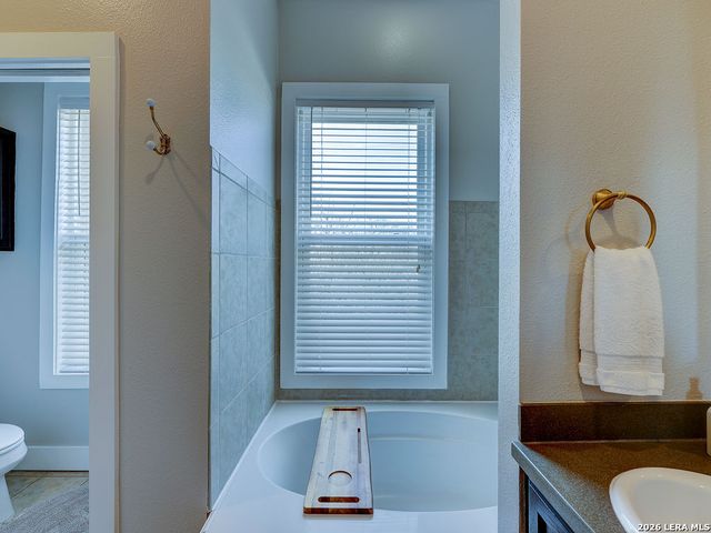 400 E Guenther St Unit 2202, San Antonio, TX 78210