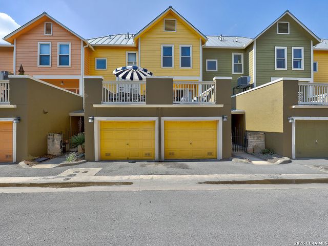 400 E Guenther St Unit 2202, San Antonio, TX 78210