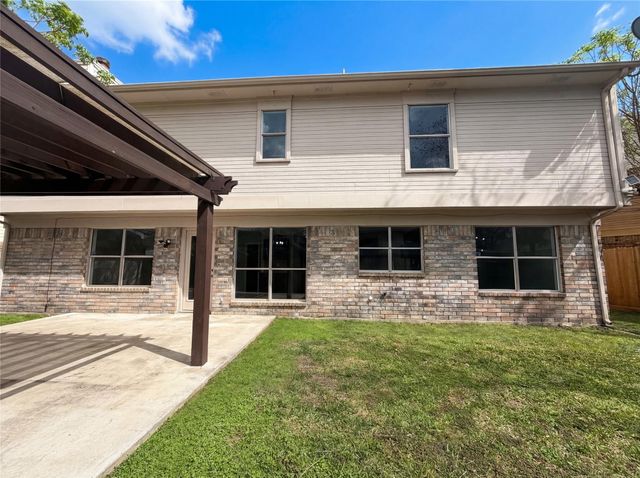 4012 Cedarwood Drive, Pearland, TX 77584