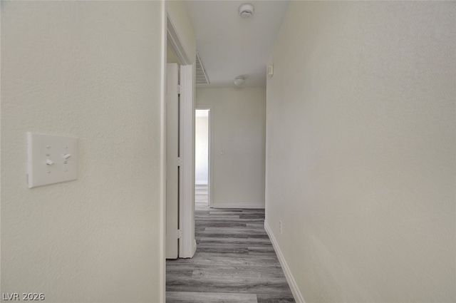4004 Emerald Wood Street, Las Vegas, NV 89115