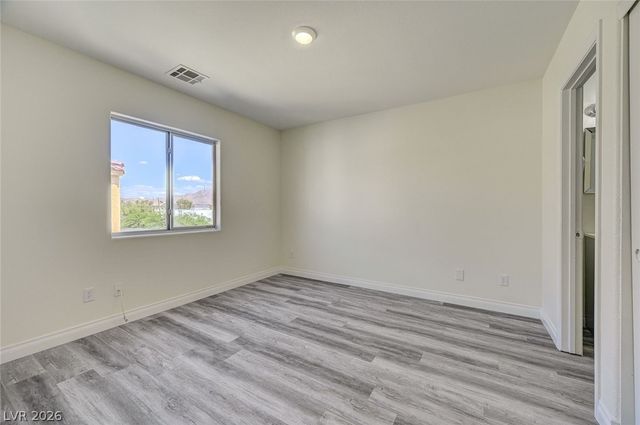 4004 Emerald Wood Street, Las Vegas, NV 89115