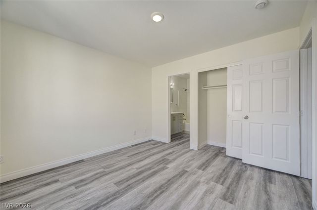 4004 Emerald Wood Street, Las Vegas, NV 89115
