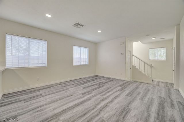 4004 Emerald Wood Street, Las Vegas, NV 89115