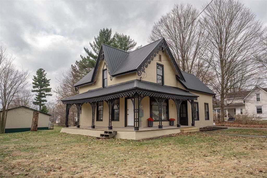 301 W Michigan, Augusta, MI 49012