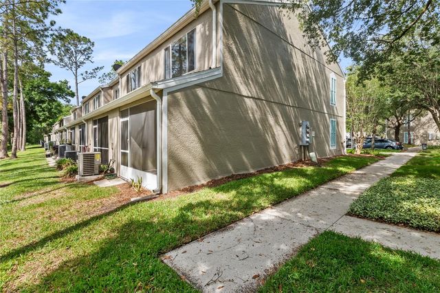 8671 HUNTERS KEY CIRCLE 8671, Tampa, FL 33647