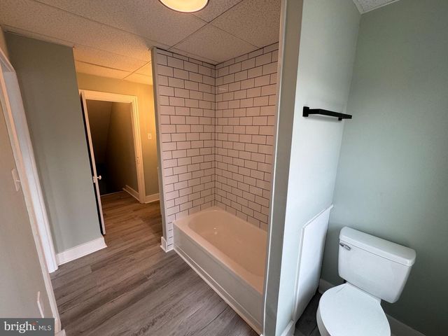 35 W MAIN ST, Newmanstown, PA 17073