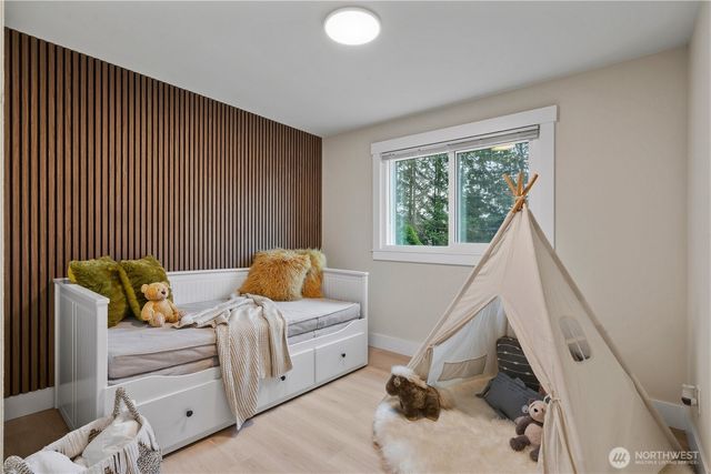 5526 114th Ave NE, Kirkland, WA 98033