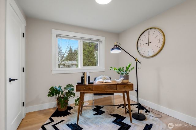 5526 114th Ave NE, Kirkland, WA 98033